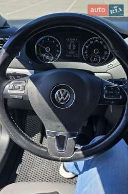 Седан Volkswagen Jetta 2012 в 