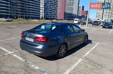 Седан Volkswagen Jetta 2014 в 