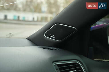 Седан Volkswagen Jetta 2017 в 
