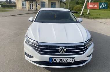Седан Volkswagen Jetta 2020 в 