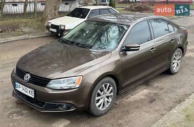 Седан Volkswagen Jetta 2013 в 
