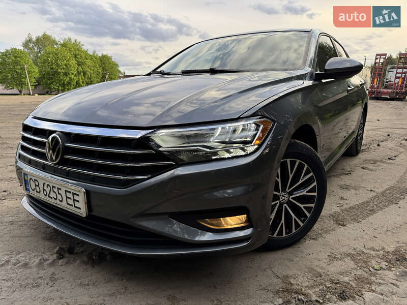 Седан Volkswagen Jetta 2019 в 