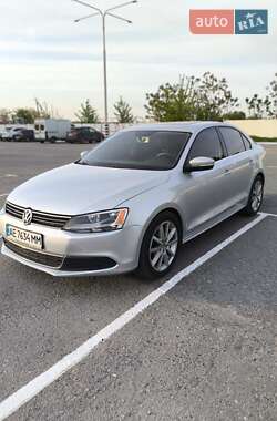 Седан Volkswagen Jetta 2013 в Дніпрі