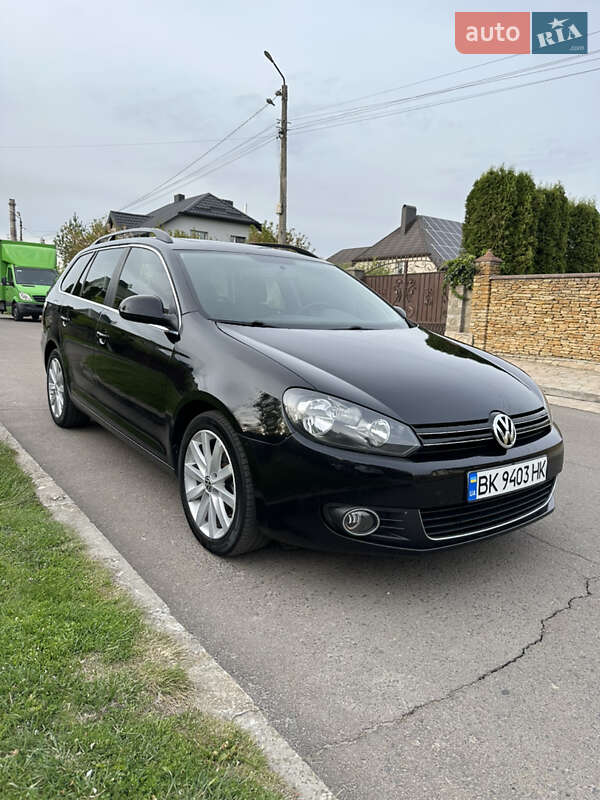 Універсал Volkswagen Jetta 2012 в 