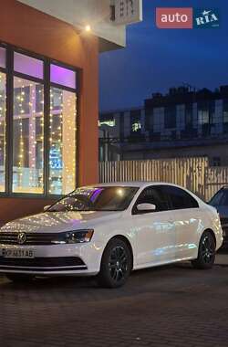 Седан Volkswagen Jetta 2017 в Львове