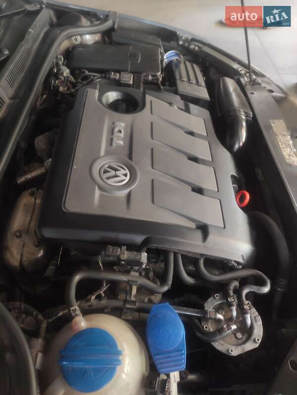 Седан Volkswagen Jetta 2012 в Львове