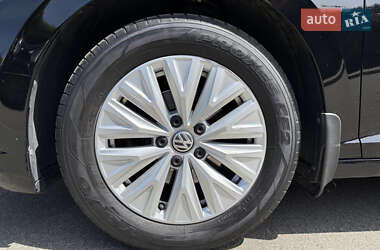 Седан Volkswagen Jetta 2018 в 