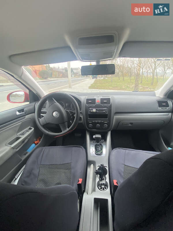 Седан Volkswagen Jetta 2007 в Николаеве