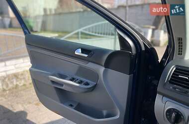 Седан Volkswagen Jetta 2008 в 