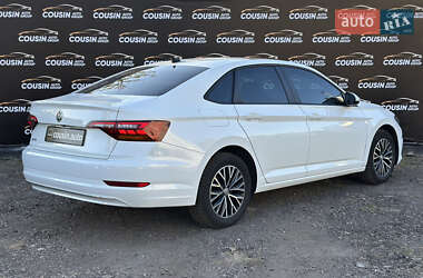 Седан Volkswagen Jetta 2018 в 