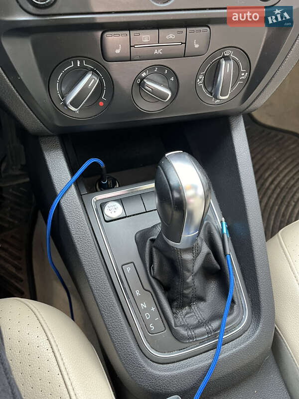 Седан Volkswagen Jetta 2014 в Киеве