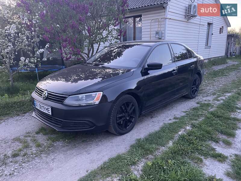 Седан Volkswagen Jetta 2013 в Рівному