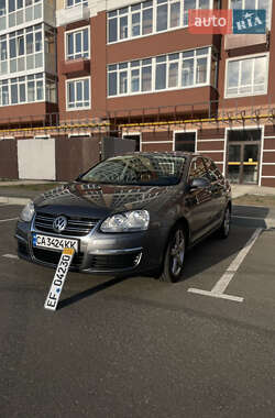 Седан Volkswagen Jetta 2007 в 