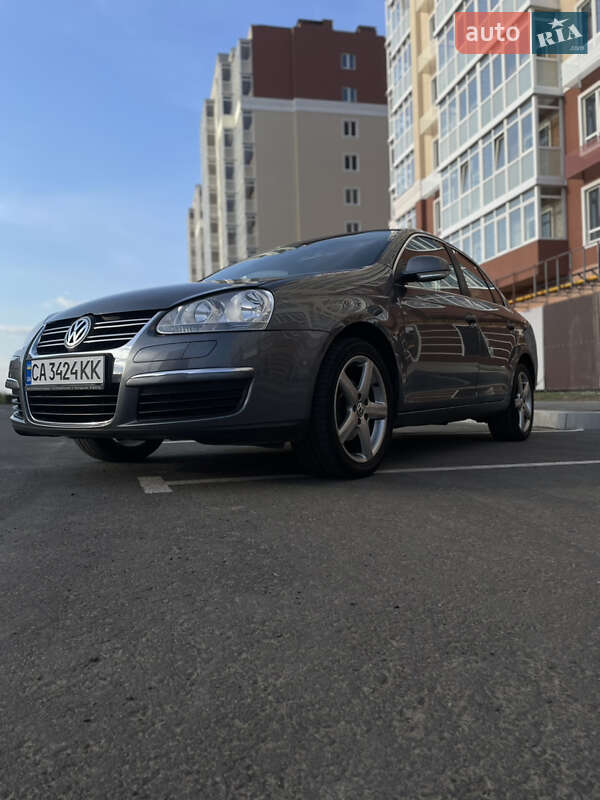 Седан Volkswagen Jetta 2007 в Умані