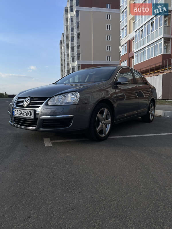 Седан Volkswagen Jetta 2007 в Умані