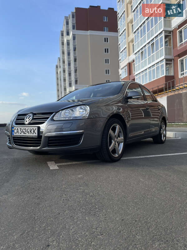 Седан Volkswagen Jetta 2007 в Умані
