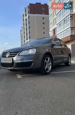Седан Volkswagen Jetta 2007 в 