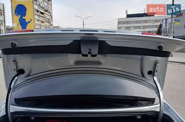 Седан Volkswagen Jetta 2016 в 