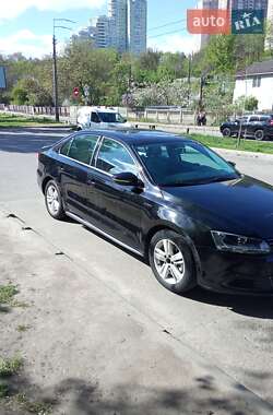 Седан Volkswagen Jetta 2013 в Киеве
