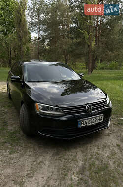 Седан Volkswagen Jetta 2013 в Кропивницком