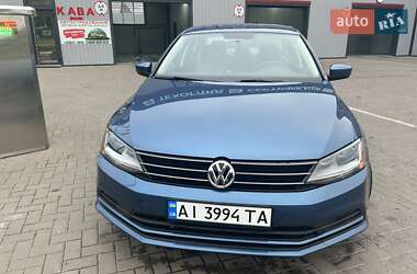 Седан Volkswagen Jetta 2016 в 