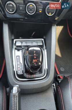 Седан Volkswagen Jetta 2017 в 
