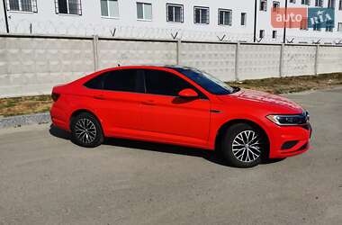 Седан Volkswagen Jetta 2019 в 