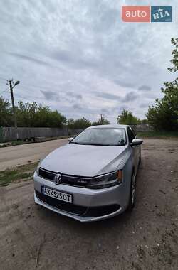 Седан Volkswagen Jetta 2012 в Харкові