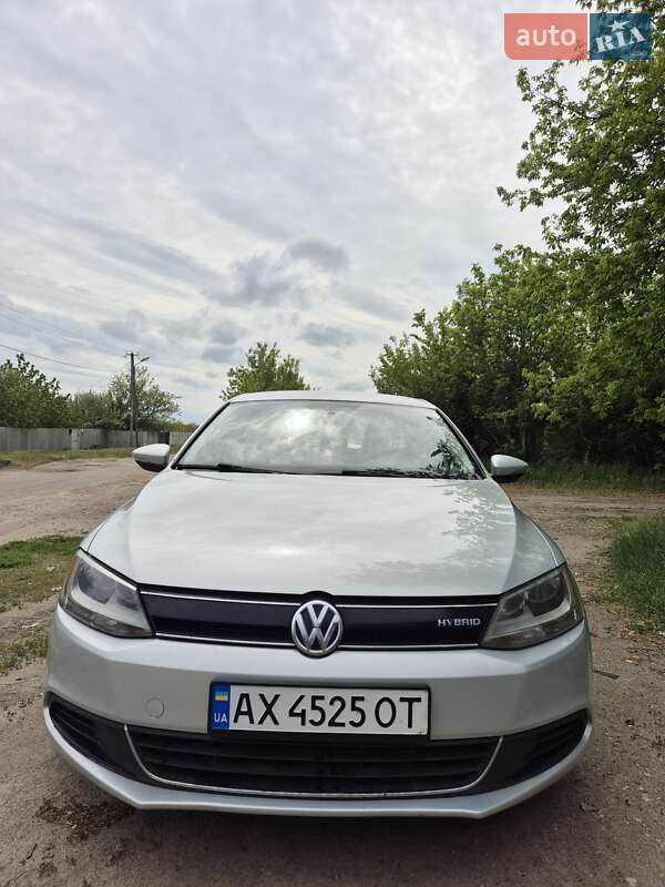 Седан Volkswagen Jetta 2012 в Харькове