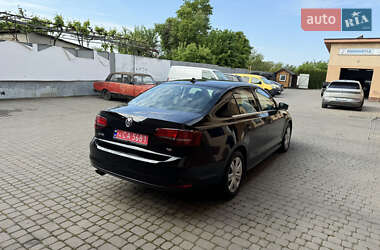 Седан Volkswagen Jetta 2017 в 