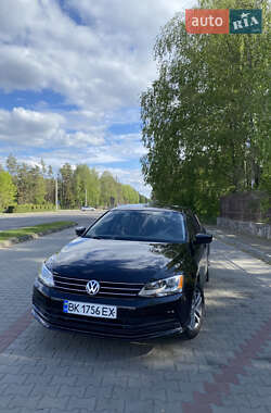 Седан Volkswagen Jetta 2016 в Маневичах