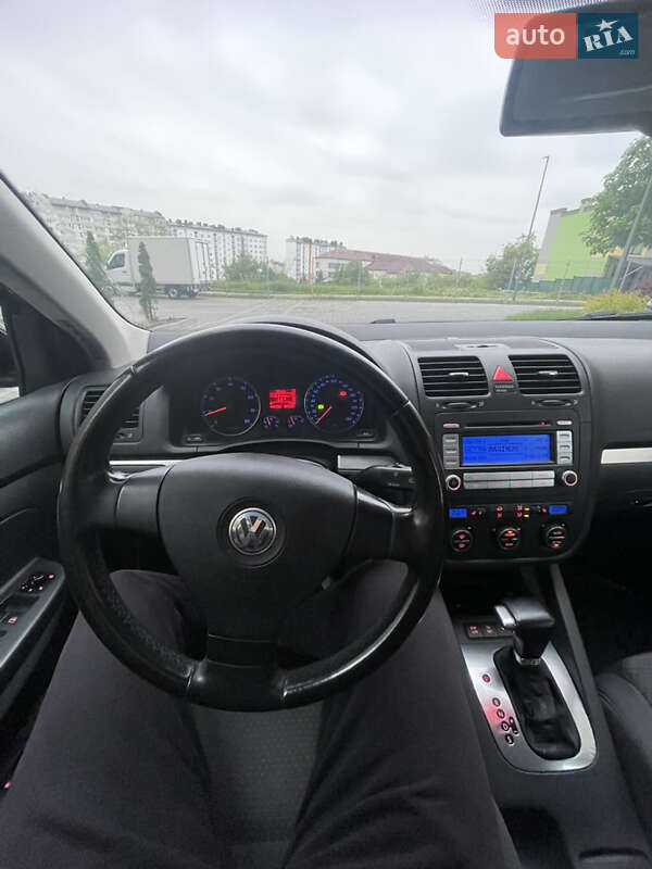 Седан Volkswagen Jetta 2007 в Ивано-Франковске