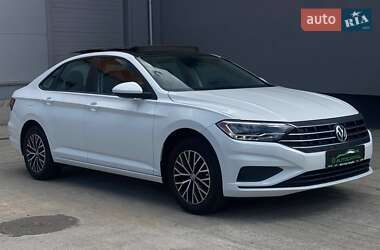Седан Volkswagen Jetta 2021 в 