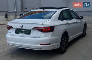 Седан Volkswagen Jetta 2021 в 