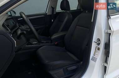 Седан Volkswagen Jetta 2021 в 