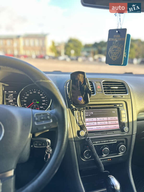 Універсал Volkswagen Jetta 2011 в Сумах