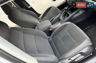 Седан Volkswagen Jetta 2009 в 
