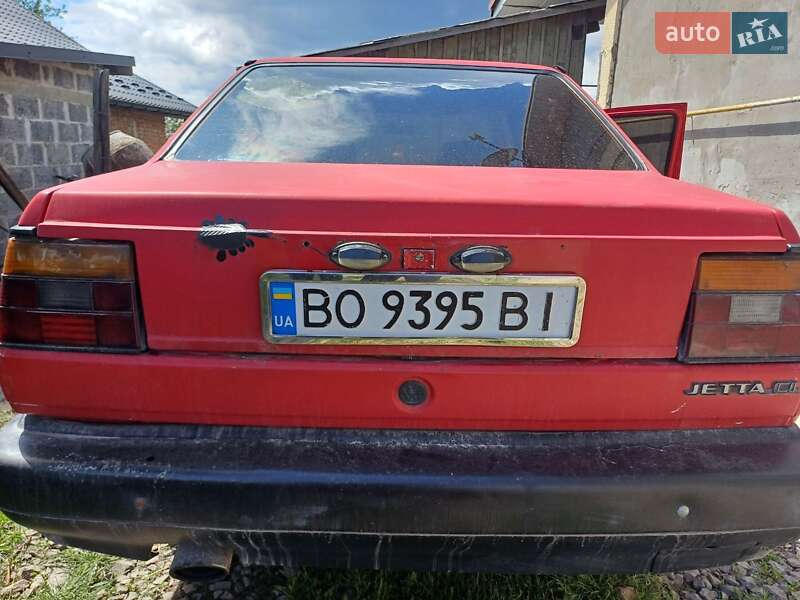 Седан Volkswagen Jetta 1991 в Монастыриске