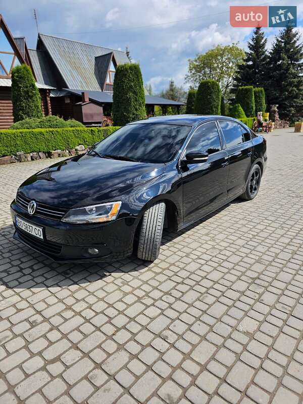 Volkswagen Jetta 2012