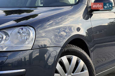 Седан Volkswagen Jetta 2006 в 