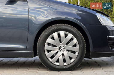 Седан Volkswagen Jetta 2006 в 