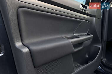 Седан Volkswagen Jetta 2006 в 