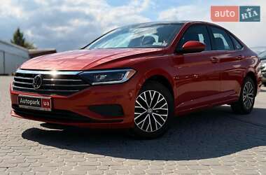 Седан Volkswagen Jetta 2019 в Львові