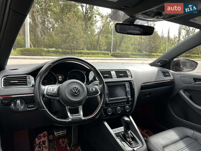 Седан Volkswagen Jetta 2017 в Харькове