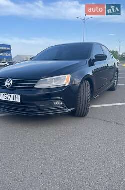 Седан Volkswagen Jetta 2016 в 