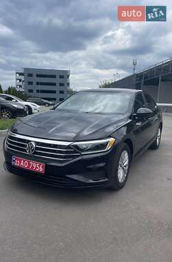 Седан Volkswagen Jetta 2019 в Києві