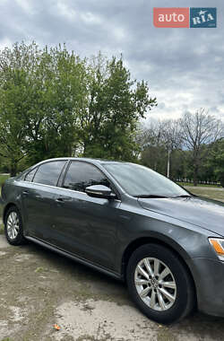 Седан Volkswagen Jetta 2013 в 