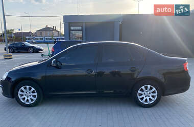 Седан Volkswagen Jetta 2006 в 