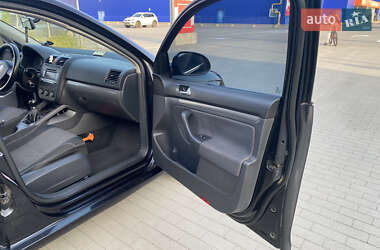 Седан Volkswagen Jetta 2006 в 