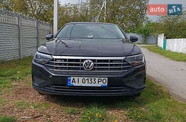 Седан Volkswagen Jetta 2019 в 